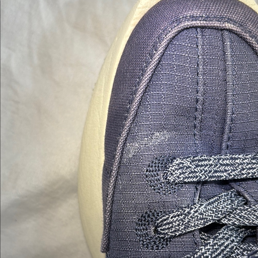 Women’s size 9‎ Allbirds Blue and White Sneakers with Versatile Style - Picture 9 of 10